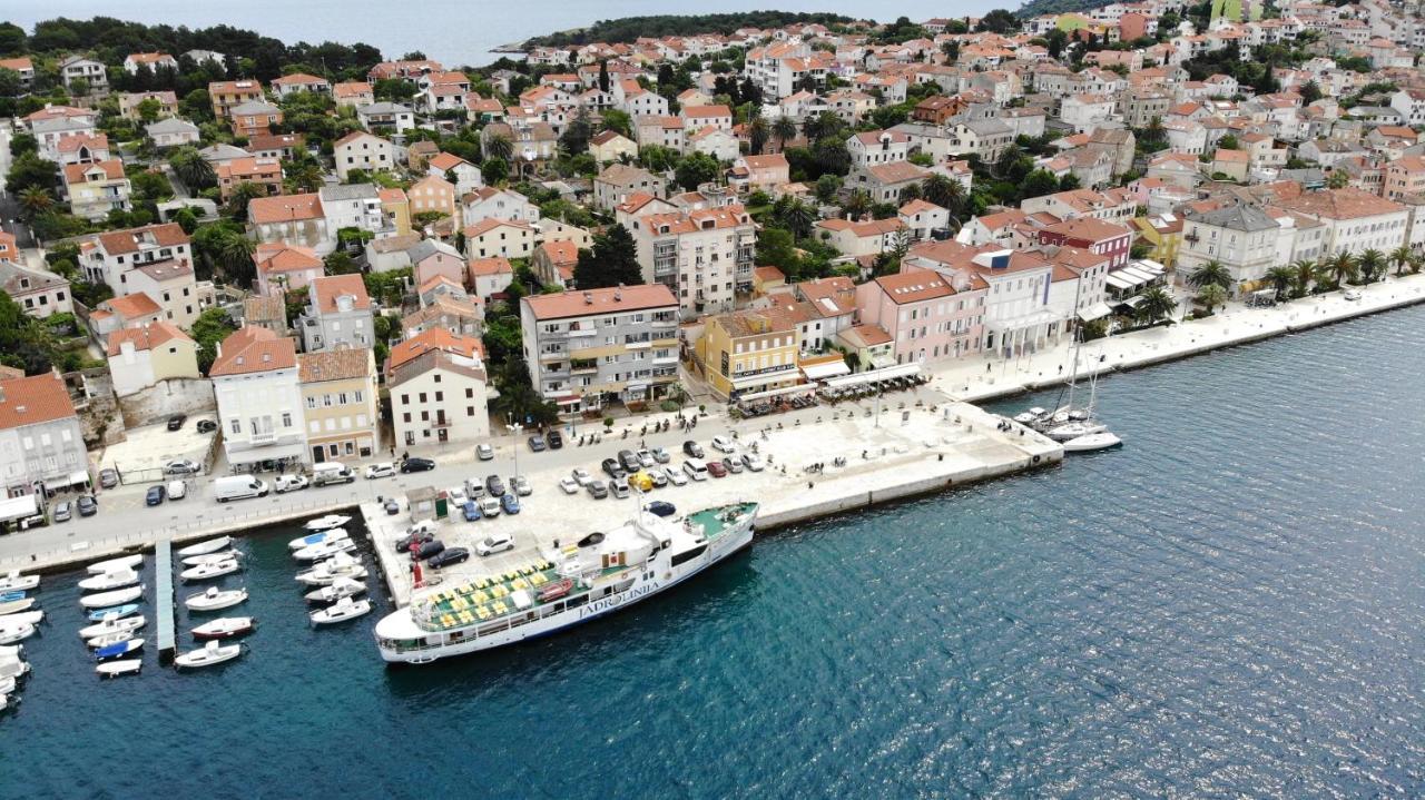 House 4 Rent Laura Apartment Mali Losinj Bagian luar foto