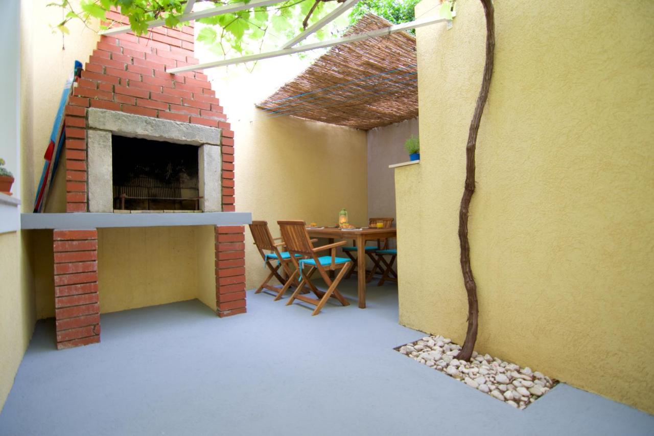 House 4 Rent Laura Apartment Mali Losinj Bagian luar foto